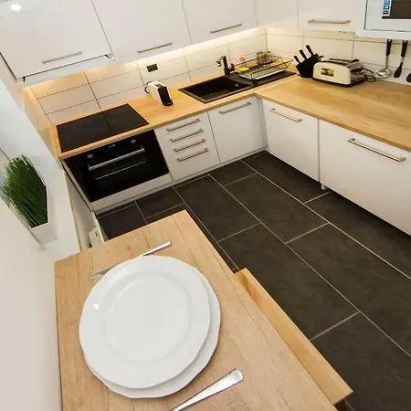 Res Apartman *