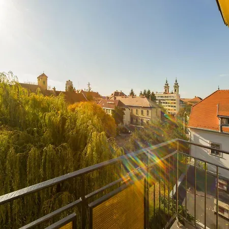 Res Apartman
